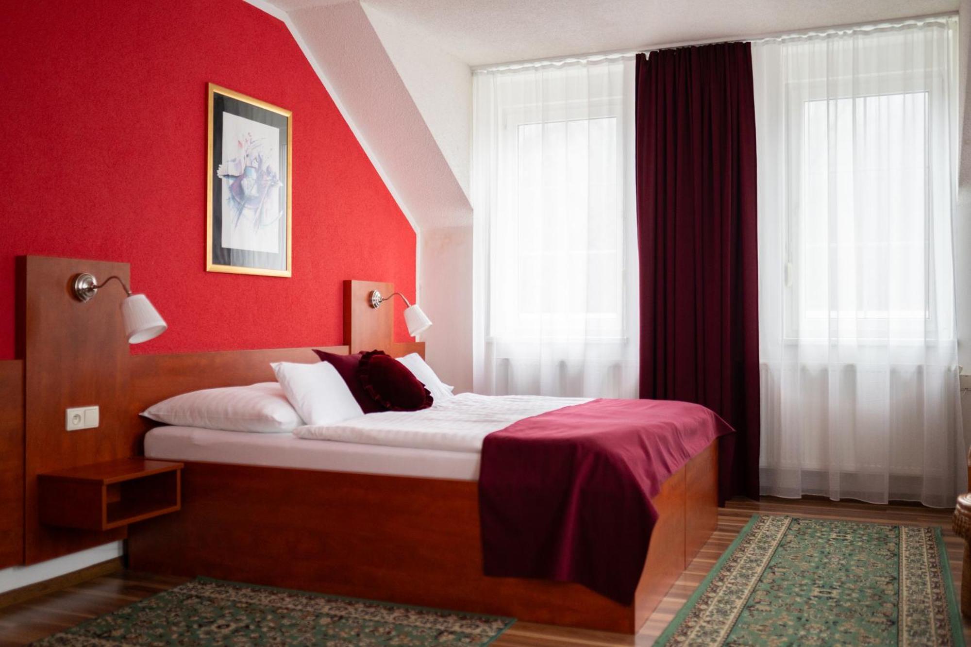 Hotel Na Pekarne Sušice Zewnętrze zdjęcie